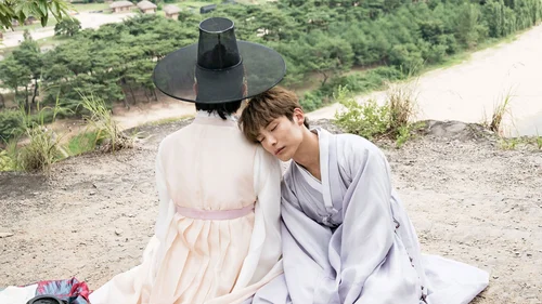 Tinted With You (Legendado)