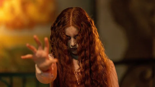 Reféns de Um Fantasma