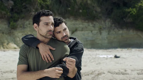 Uma Xícara de Café e Sapatos Novos